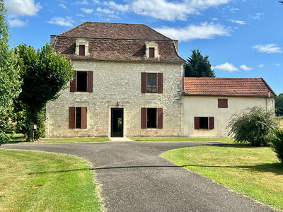 Maison - 125 m² - 5 pièces