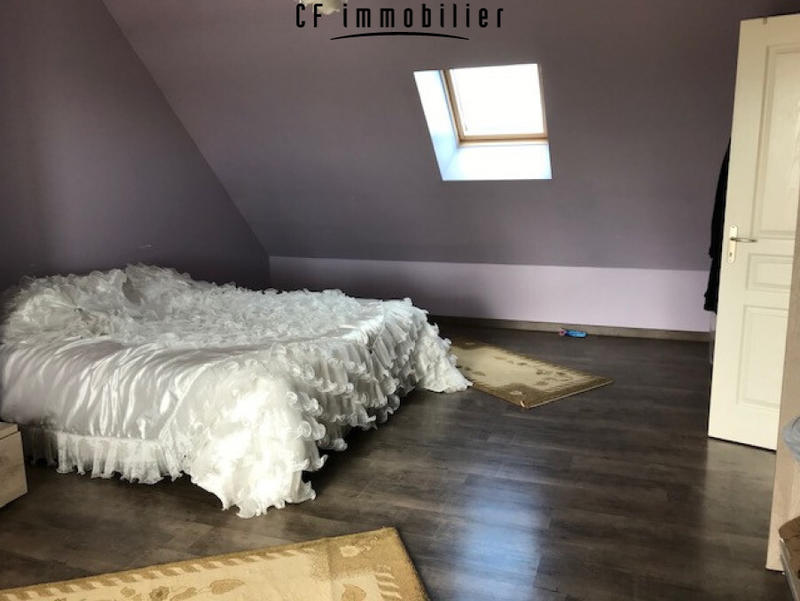 Maison - 183 m² - 6 pièces