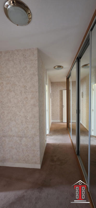 Appartement - 93 m² - 4 pièces