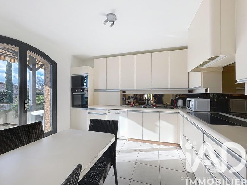 Maison de maîtres - 210 m² - 7 pièces