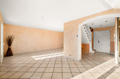 Maison - 122 m² - 6 pièces