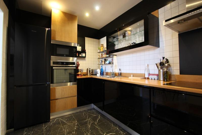 Appartement bourgeois - 121 m² - 4 pièces