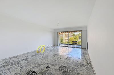 Appartement - 93 m² - 3 pièces