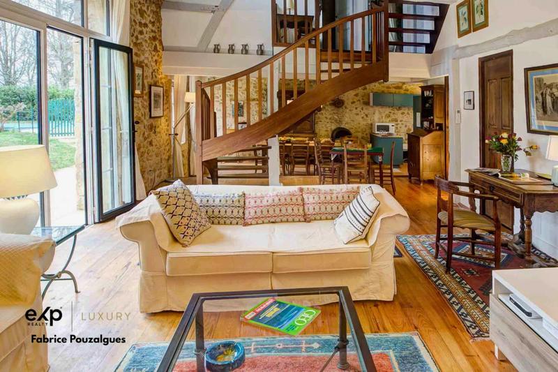 Maison - 170 m² - 7 pièces