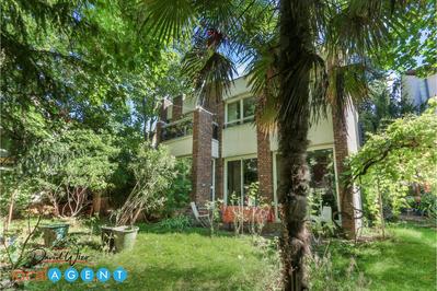 Maison contemporaine - 159 m² - 8 pièces