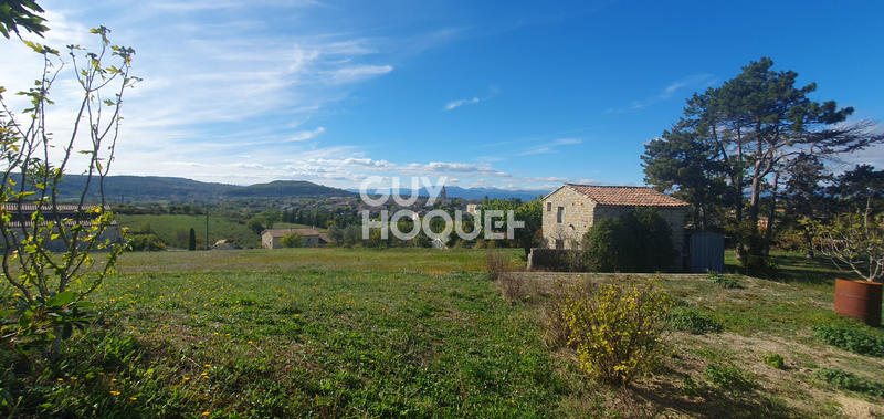 Maison - 220 m² - 7 pièces