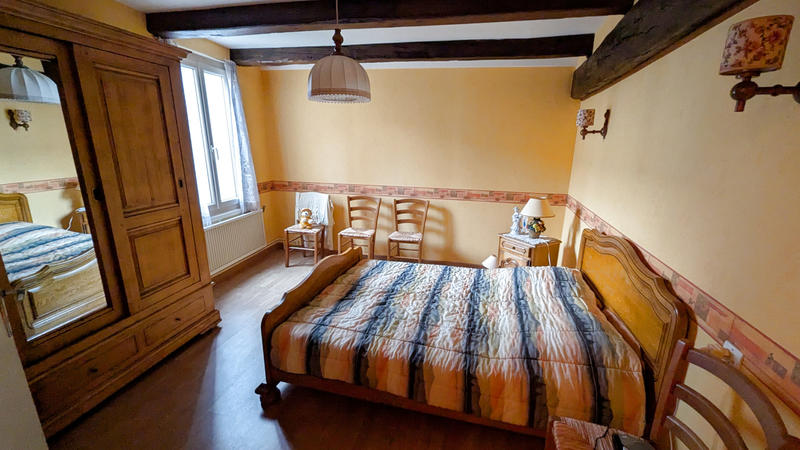 Maison - 137 m² - 6 pièces