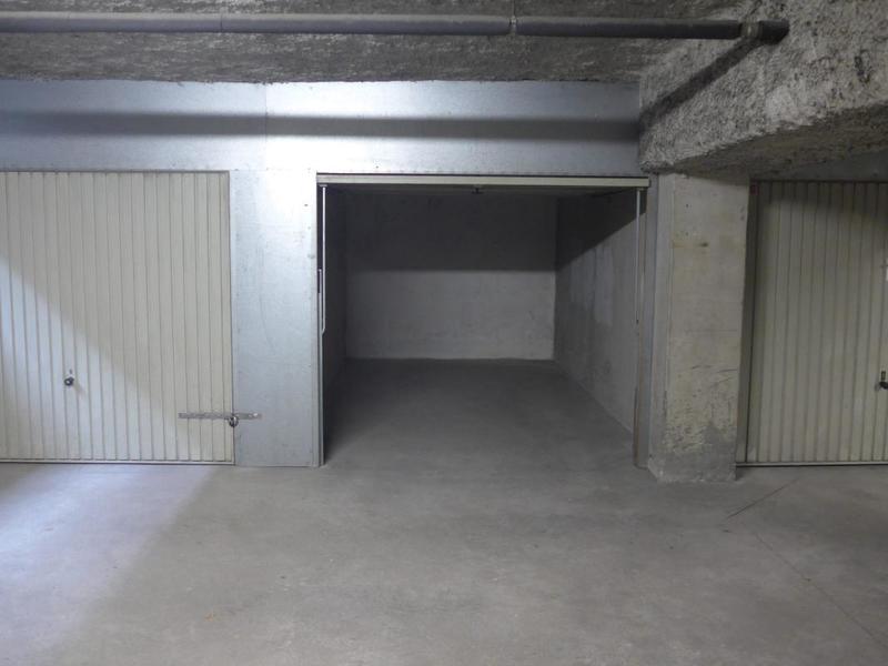 Garage - 13 m²