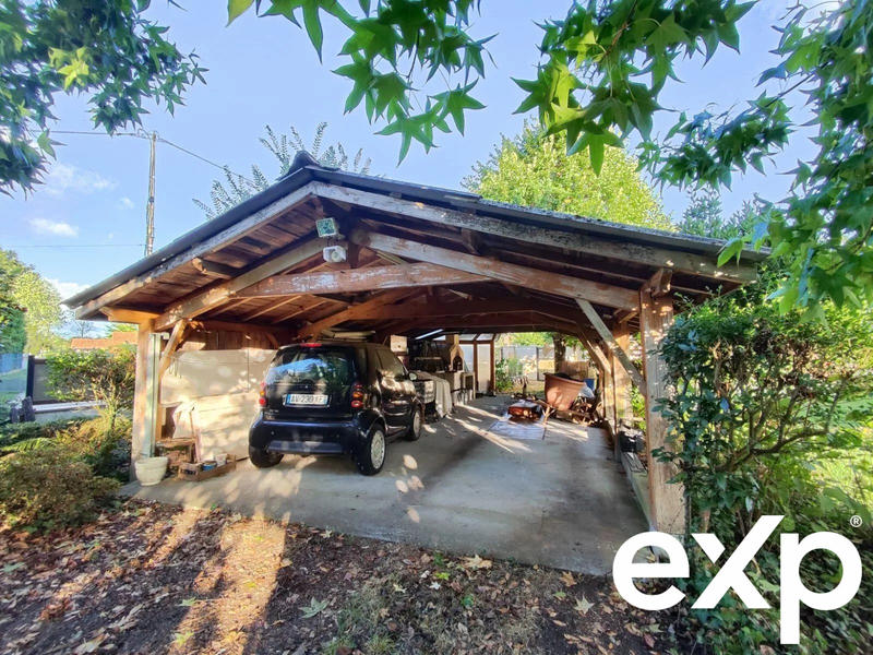 Maison - 248 m² - 6 pièces