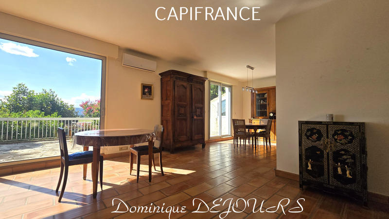 Maison - 192 m² - 6 pièces