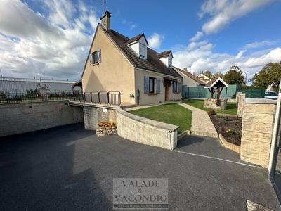 Maison - 103 m² - 6 pièces