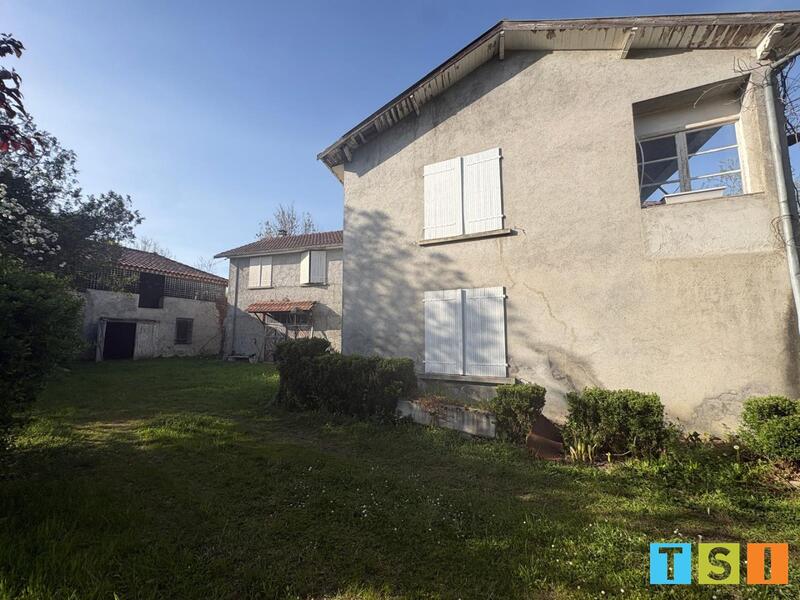 Maison - 150 m² - 6 pièces