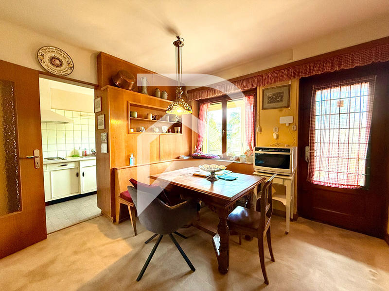 Maison - 182 m² - 7 pièces