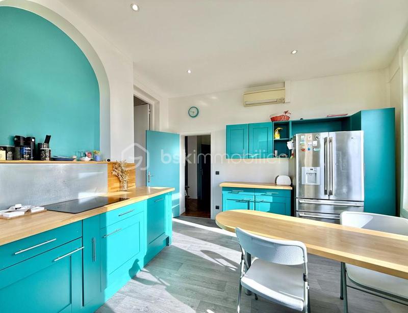 Appartement - 379 m² - 8 pièces