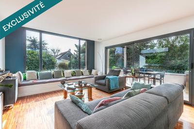 Maison - 291 m² - 10 pièces