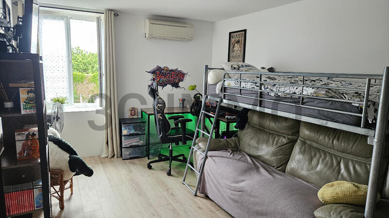 Maison - 130 m² - 6 pièces