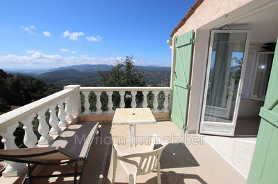 Maison - 220 m² - 5 pièces