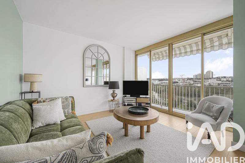 Appartement - 77 m² - 4 pièces