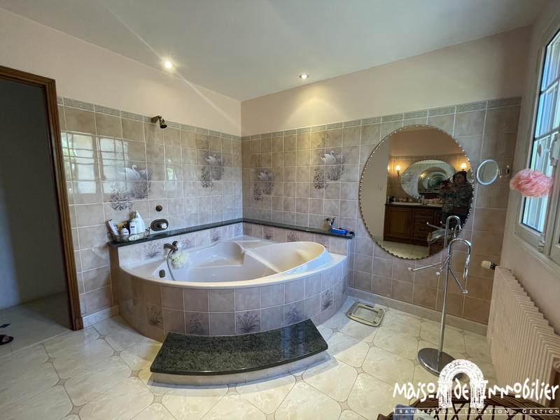 Maison - 118 m² - 4 pièces