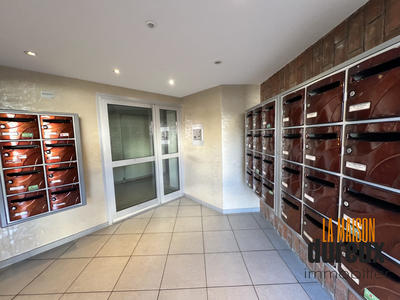 Appartement - 101 m² - 5 pièces