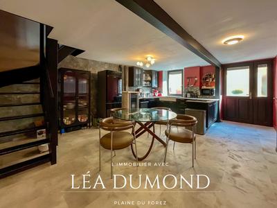 Maison - 130 m² - 4 pièces