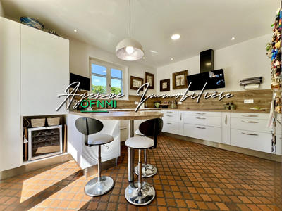 Villa - 192 m² - 7 pièces