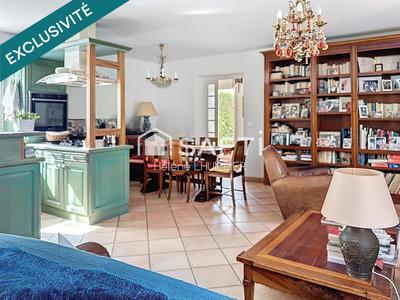 Maison - 138 m² - 5 pièces