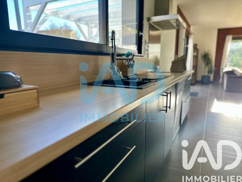 Maison - 103 m² - 5 pièces