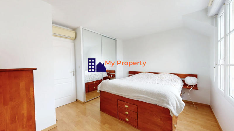 Maison - 122 m² - 5 pièces