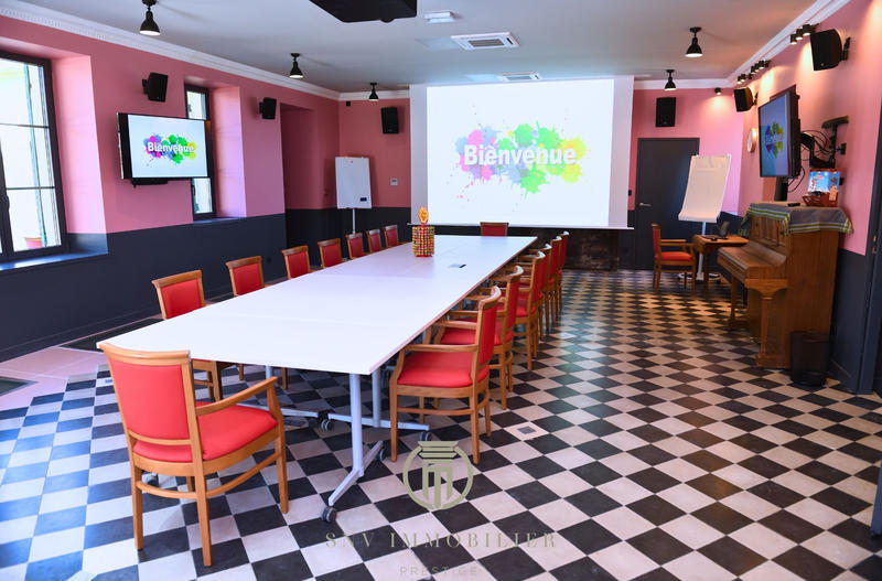 Immeuble - 495 m² - 8 pièces