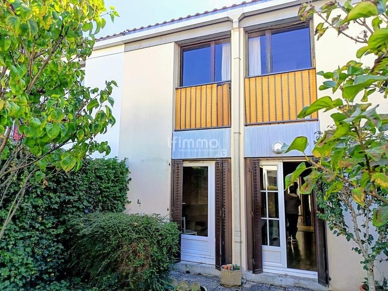 Maison - 102 m² - 5 pièces