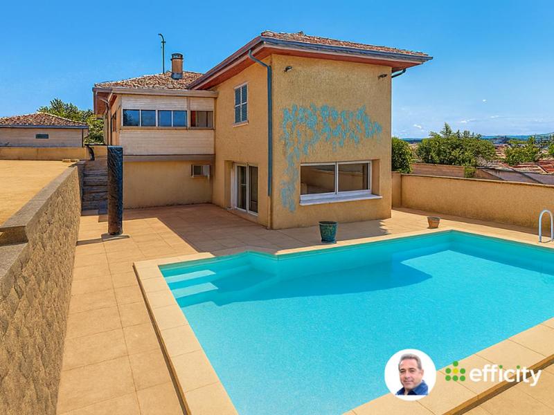 Pavillon - 187 m² - 7 pièces