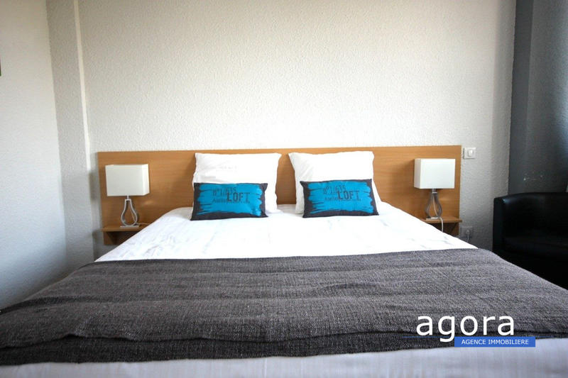 Fonds de commerce - 975 m²