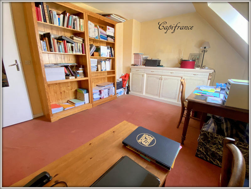 Maison - 105 m² - 5 pièces