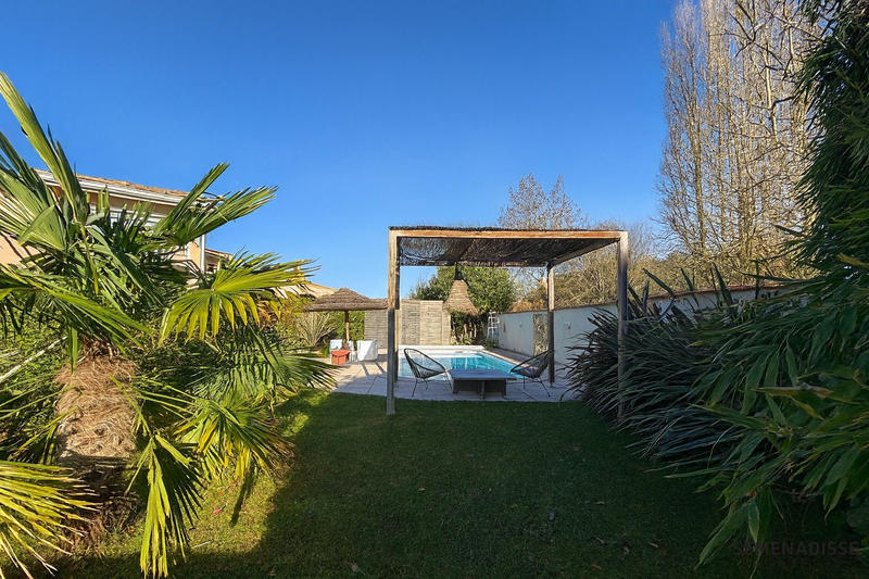 Maison - 177 m² - 5 pièces