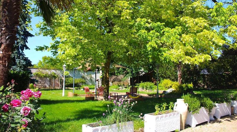 Fonds de commerce - 2 000 m²