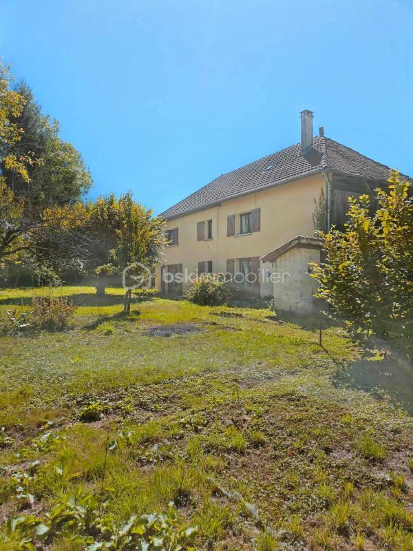 Maison ancienne - 167 m² - 6 pièces