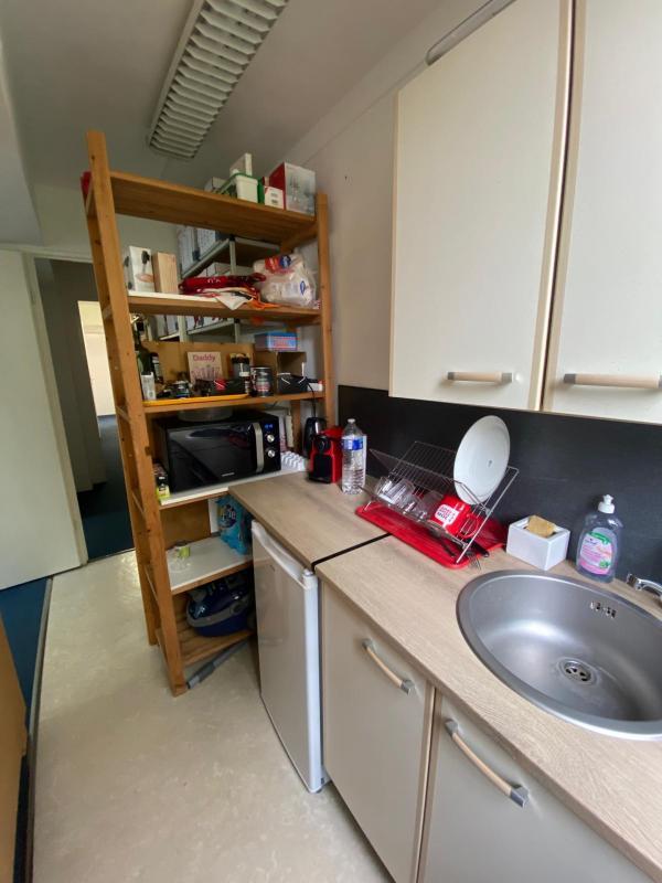 Bureau - 99 m² - 5 pièces