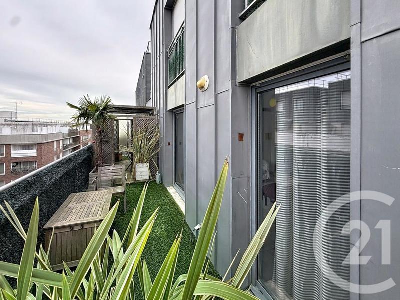 Appartement - 94 m² - 5 pièces