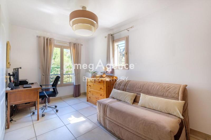 Maison - 194 m² - 7 pièces