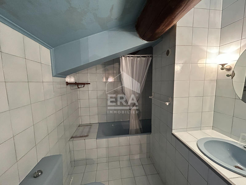 Maison - 186 m² - 10 pièces