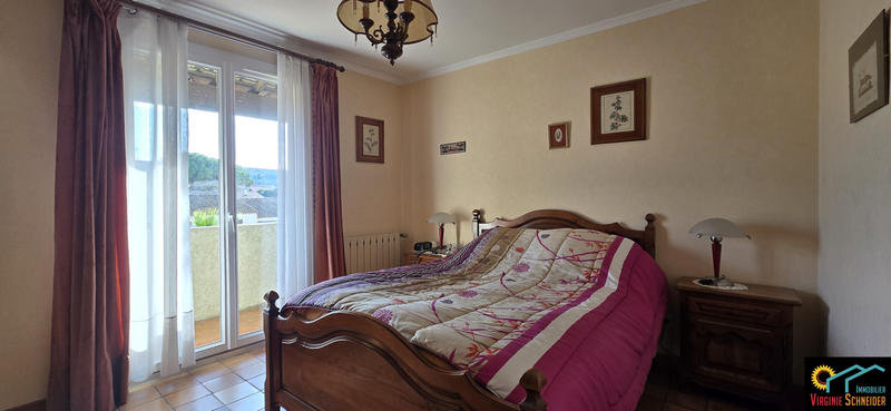 Maison - 160 m² - 5 pièces