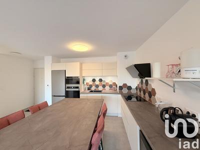 Appartement - 70 m² - 3 pièces