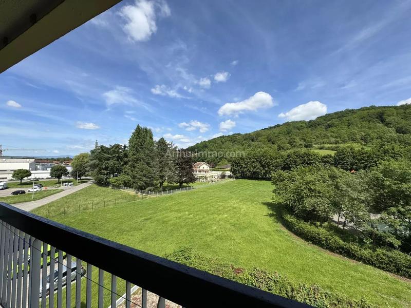 Appartement - 80 m² - 4 pièces