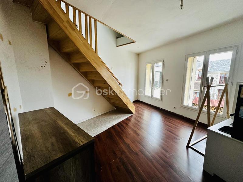 Maison - 90 m² - 3 pièces