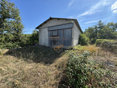 Maison - 105 m² - 1 pièce