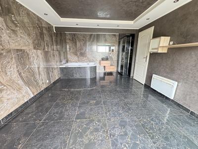 Villa - 164 m² - 5 pièces