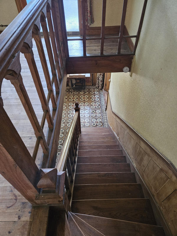 Maison - 189 m² - 5 pièces