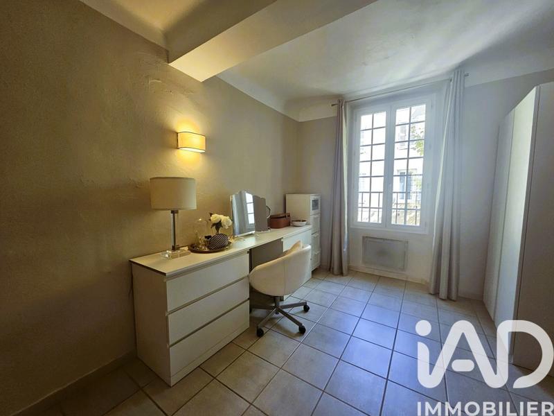 Appartement - 82 m² - 3 pièces