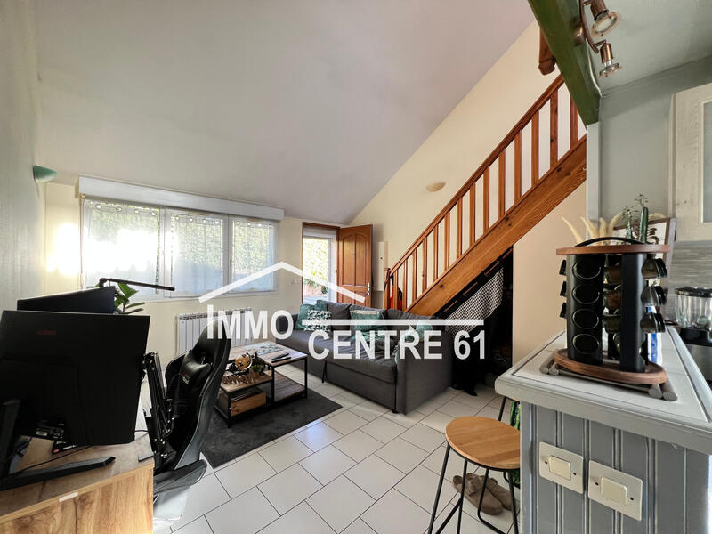 Maison - 181 m² - 10 pièces